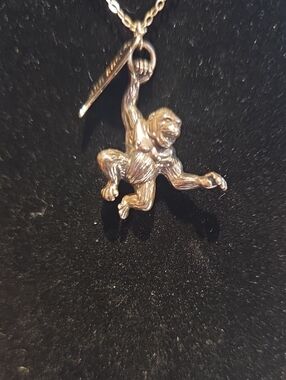 1989 Vintage Universal Studio King Kong Pendent